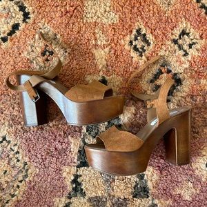 Steve Madden Brown Suede Wooden platform heels